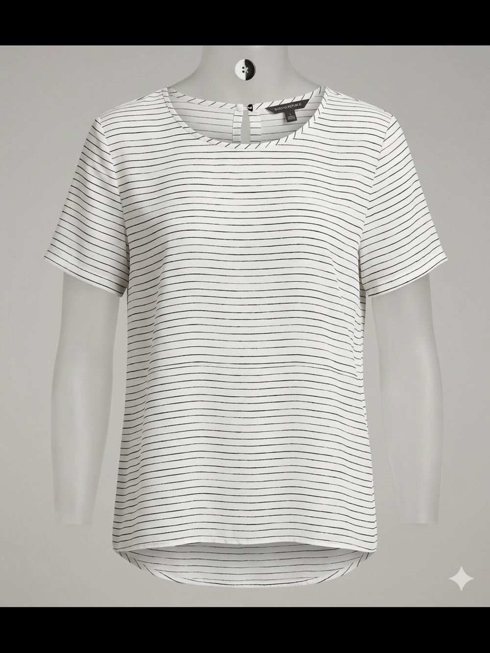 Banana Republic White Short-Sleeve Crewneck Top with Black Pinstripes XL
